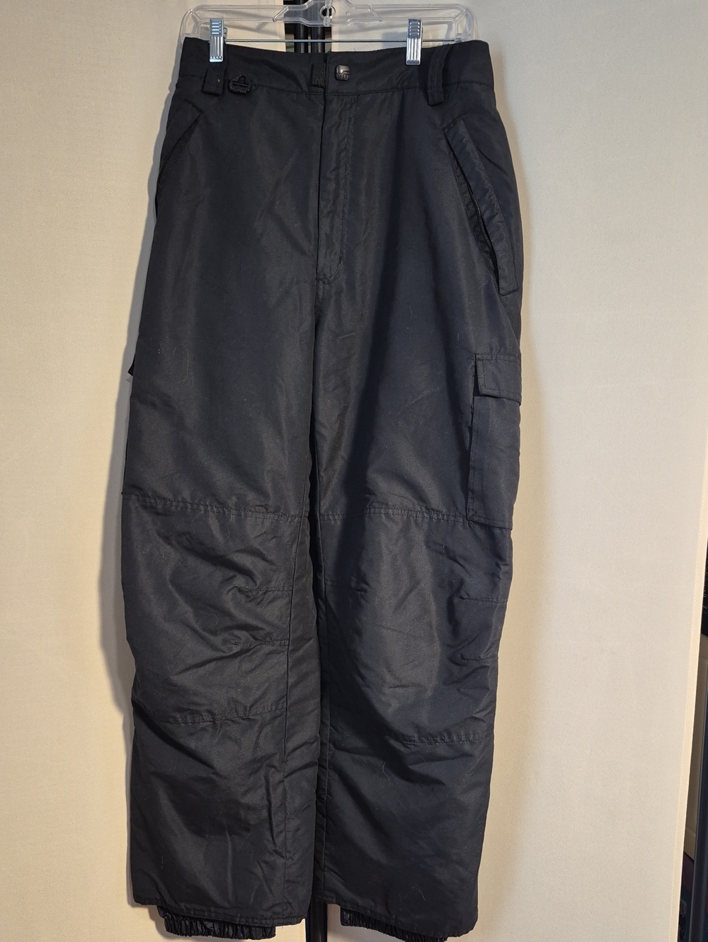 Men's TRBN Winterworks Black Cargo Snowboard Pants - Sz. L